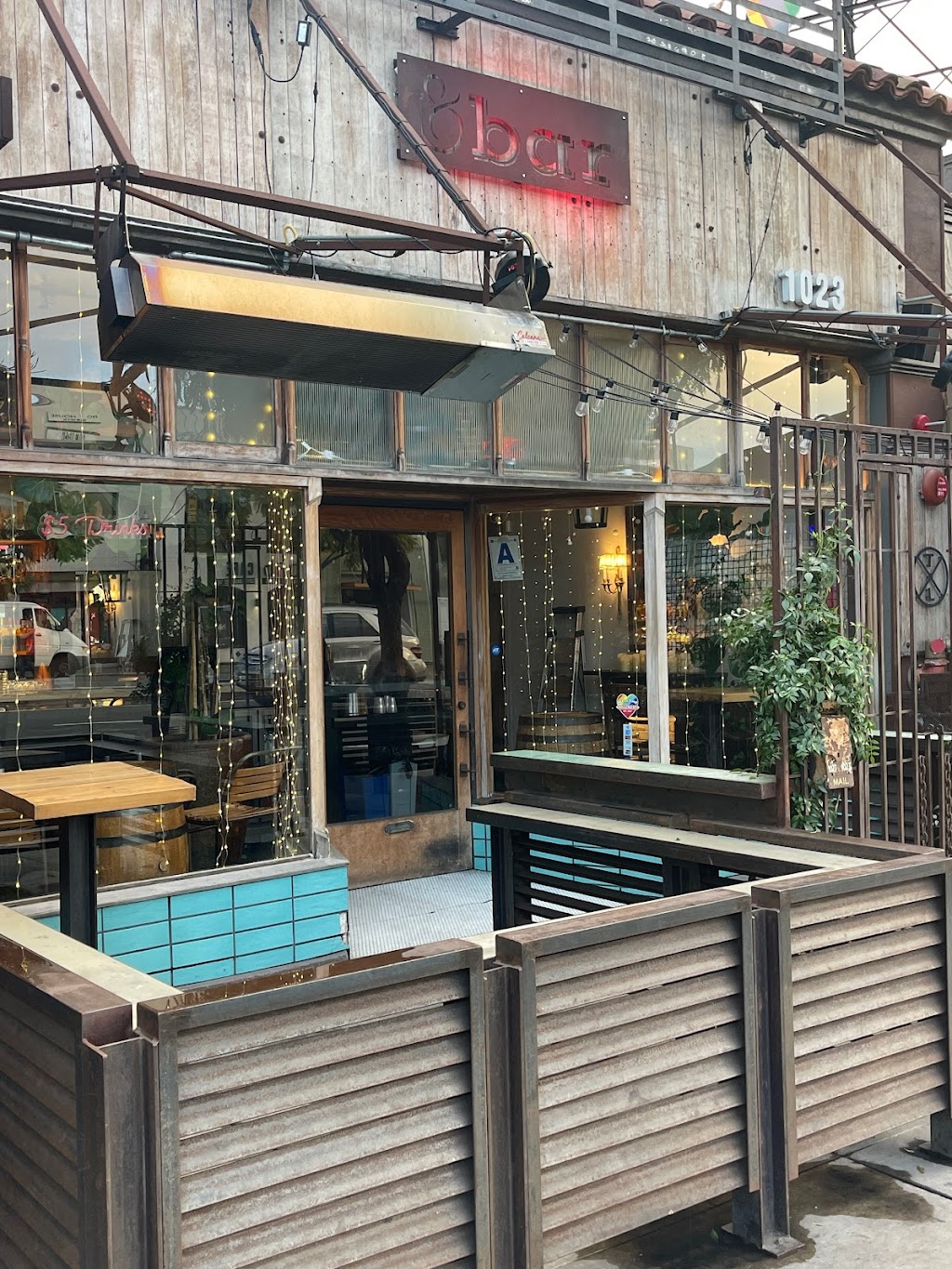 &bar Hillcrest | restaurant | 1023 University Ave, San Diego, CA 92103, USA | 6199024646 OR +1 619-902-4646