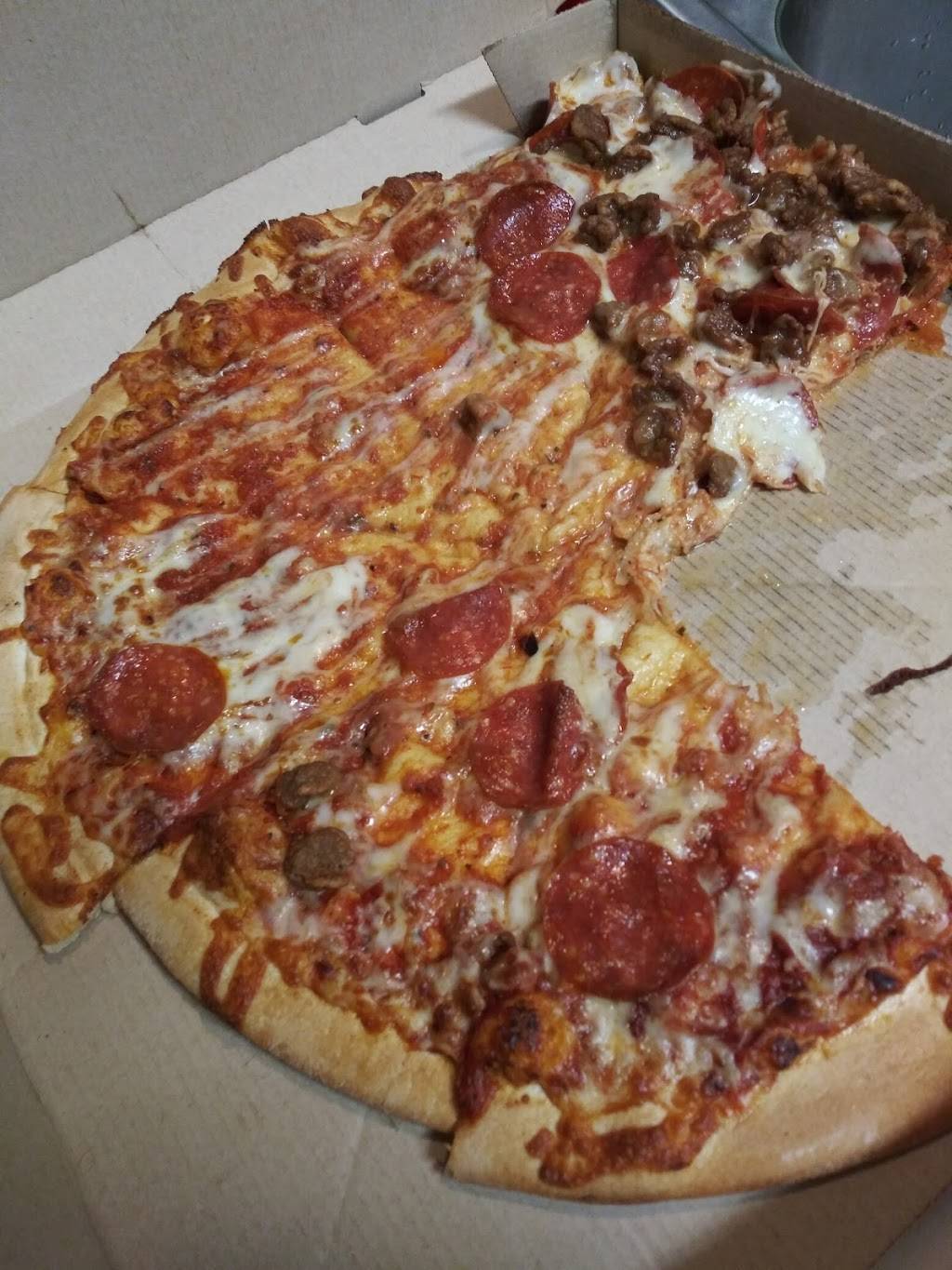 Little Caesars Pizza | meal takeaway | 904a North US Highway 175, Seagoville, TX 75159, USA | 9722870007 OR +1 972-287-0007