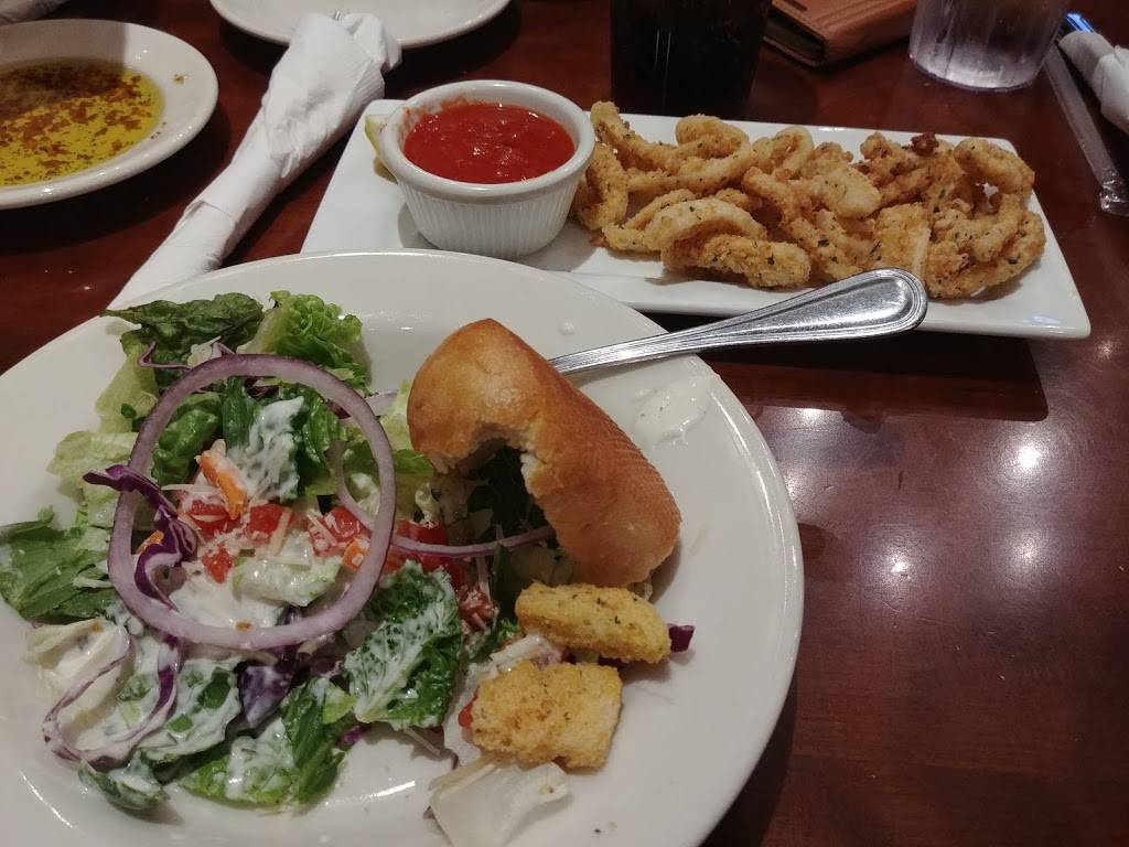 Johnny Carinos | restaurant | 535 N 46th St, Rogers, AR 72756, USA | 4796330544 OR +1 479-633-0544