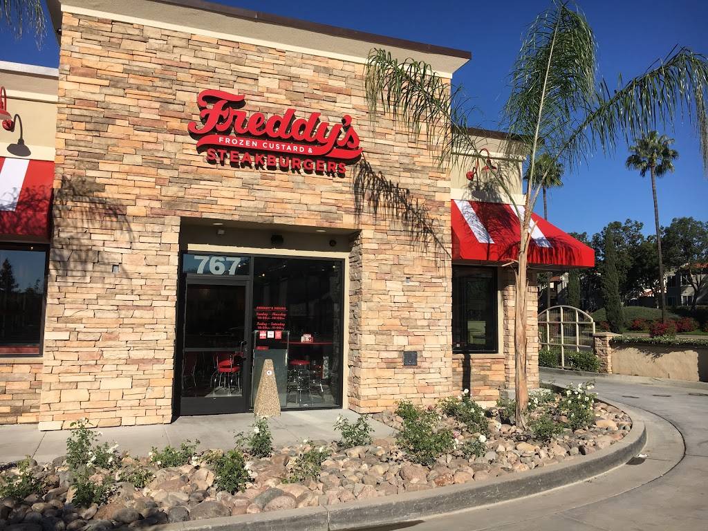 Freddys Frozen Custard & Steakburgers | restaurant | 767 Center Dr, San Marcos, CA 92069, USA | 4422488636 OR +1 442-248-8636