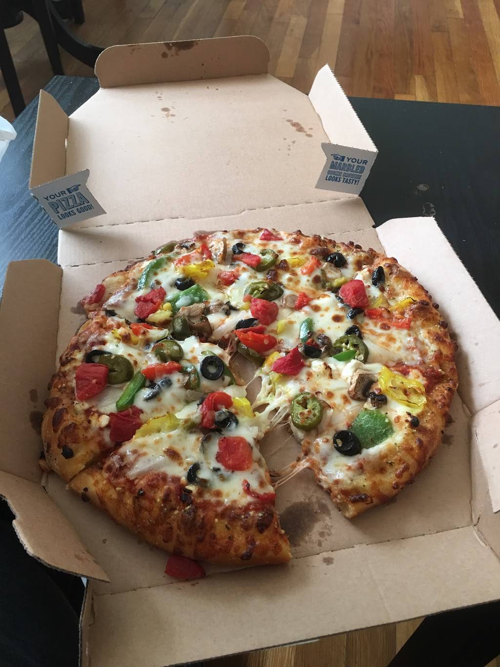 Dominos Pizza | meal delivery | 13 Overlook Ave, Rochelle Park, NJ 07662, USA | 2015879111 OR +1 201-587-9111