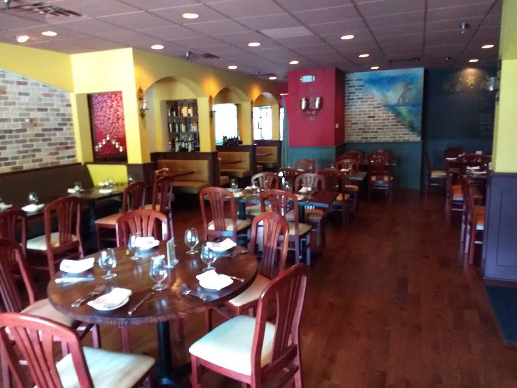 Luna Rossa | restaurant | 90 Danbury Rd, Ridgefield, CT 06877, USA | 2034033974 OR +1 203-403-3974