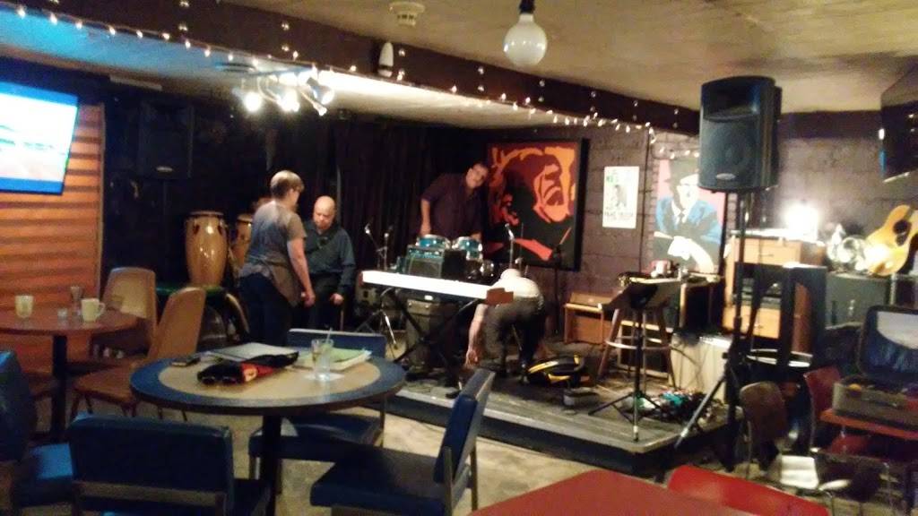 565 LIVE - SPEAKEASY & STAGE | restaurant | 565 Lincoln Avenue - Downstairs Level, Bellevue, PA 15202, USA | 4123018158 OR +1 412-301-8158