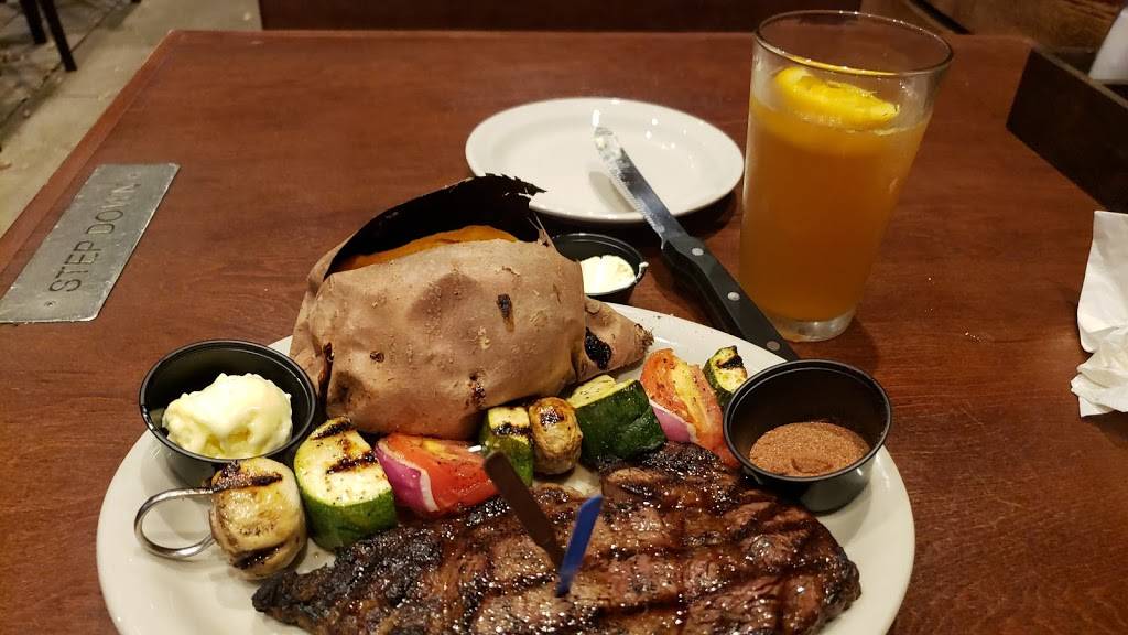 Logans Roadhouse | restaurant | 720 Brown Rd, Auburn Hills, MI 48326, USA | 2483917600 OR +1 248-391-7600