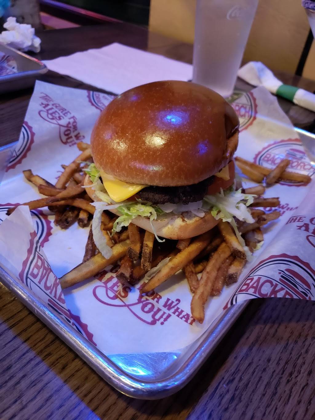 BackPorch DraftHouse West | restaurant | 5762-6070 NW Cache Rd, Lawton, OK 73505, USA | 5806992999 OR +1 580-699-2999