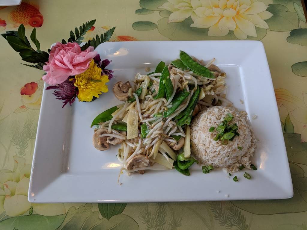 Kam Wah 28 | restaurant | 1432 N Shoop Ave, Wauseon, OH 43567, USA | 4193351955 OR +1 419-335-1955