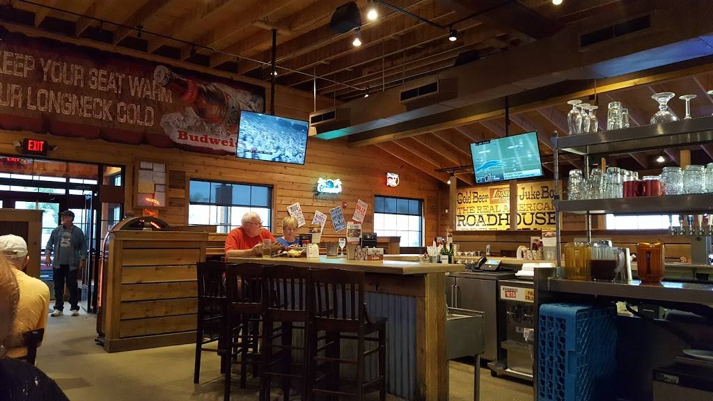 Logans Roadhouse | restaurant | 65 Wilderness Trail, Hamburg, PA 19526, USA | 6105622055 OR +1 610-562-2055