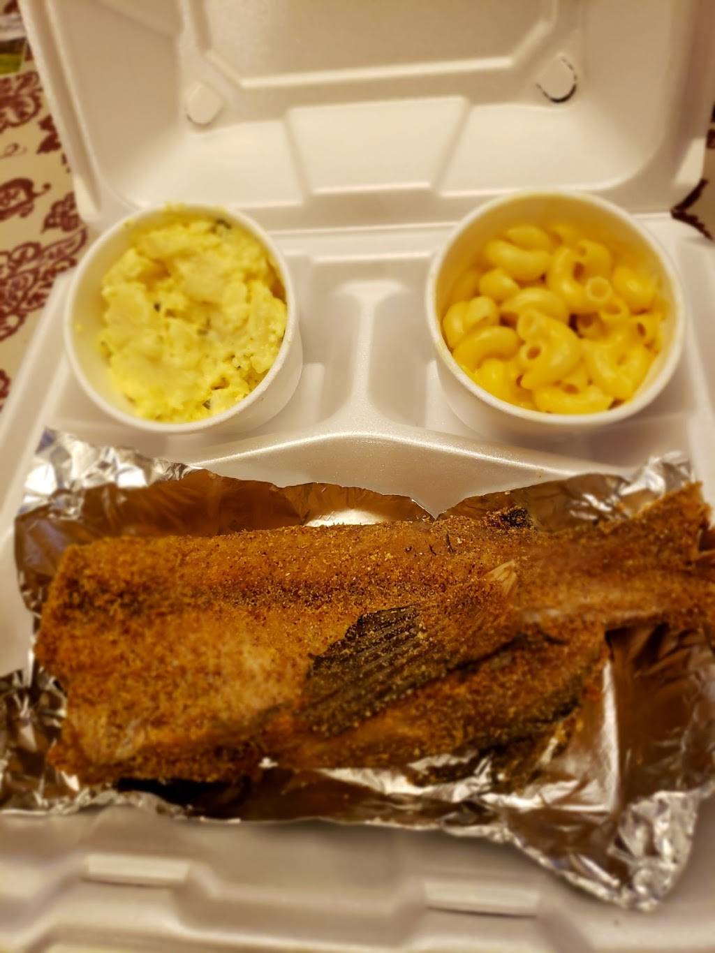 Fish And More | restaurant | 2021 Oliver, Wichita, KS 67218, USA | 3162014949 OR +1 316-201-4949