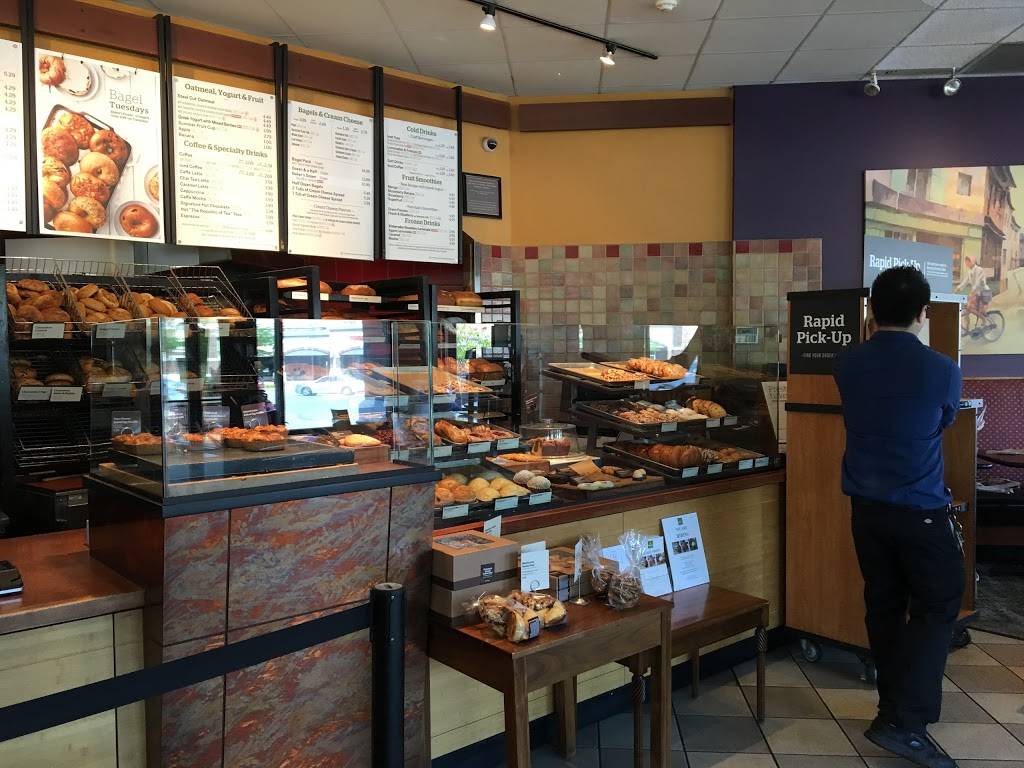 Panera Bread | cafe | 2512 Waukegan Rd, Glenview, IL 60025, USA | 8477249999 OR +1 847-724-9999