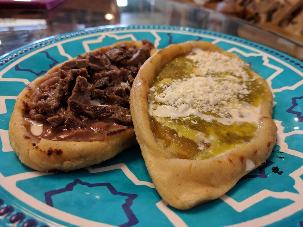 La Chocita Restaurant | restaurant | 4800 Annapolis Rd, Bladensburg, MD 20710, USA | 3012770155 OR +1 301-277-0155