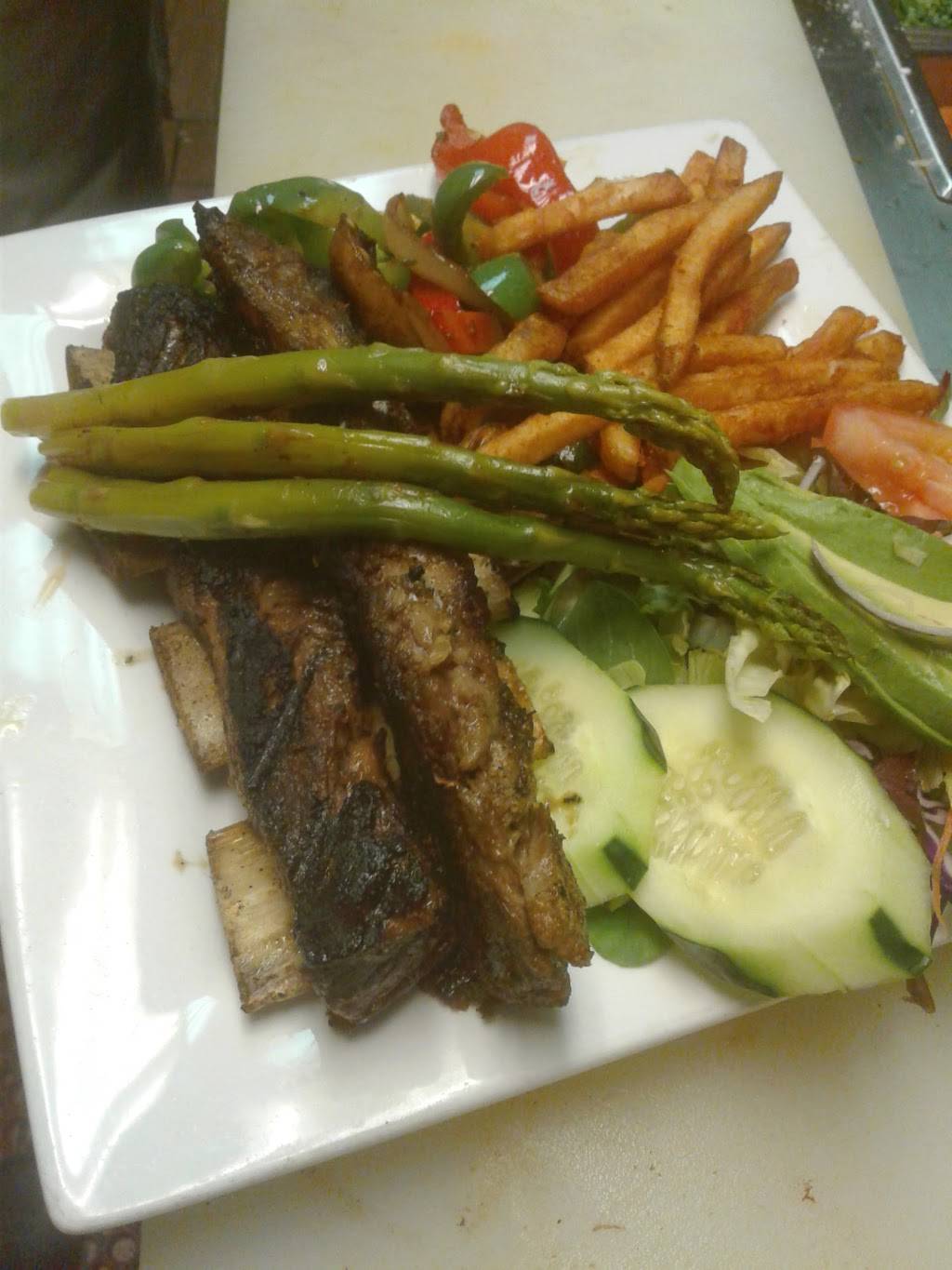 Loma Bonita | restaurant | 45 Palisade Ave, Yonkers, NY 10701, USA | 9144230487 OR +1 914-423-0487