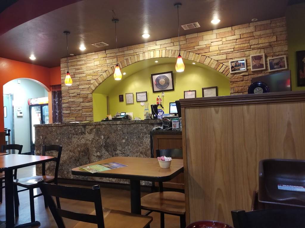 Singapore Chinese & Vietnamese Restaurant | restaurant | 445 McCarty Rd, San Antonio, TX 78216, USA | 2105410608 OR +1 210-541-0608