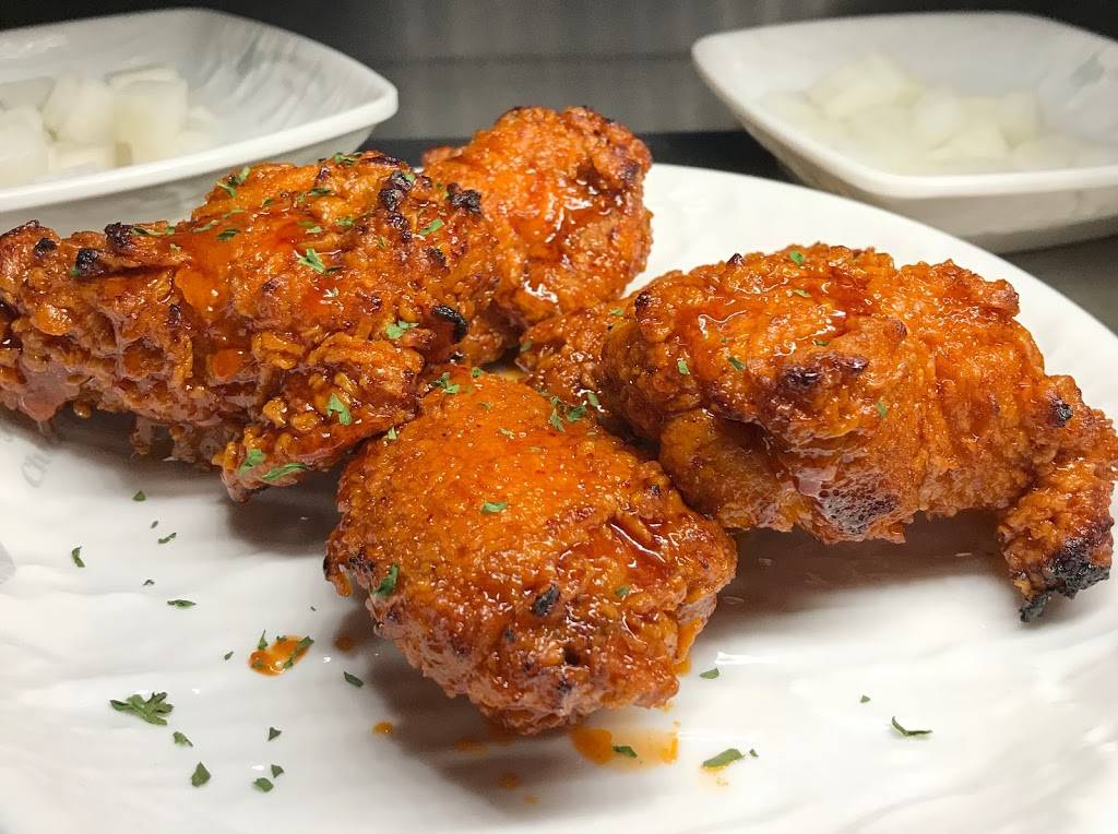 CM Chicken Drafthouse | restaurant | 3115 14th St NW, Washington, DC 20010, USA | 2027977227 OR +1 202-797-7227