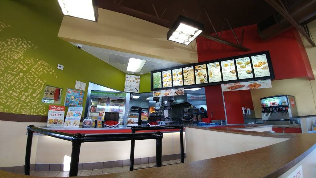 Del Taco | meal takeaway | 1229 W Pacific Coast Hwy, Harbor City, CA 90710, USA | 3102576861 OR +1 310-257-6861