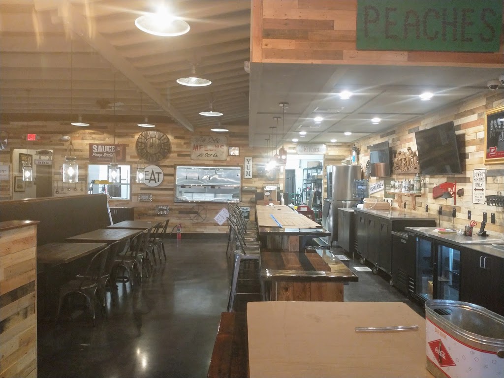 Willie Jewells Old School Bar-B-Q | restaurant | 2163 Everglades Ln., The Villages, FL 32163, USA | 7862504664 OR +1 786-250-4664