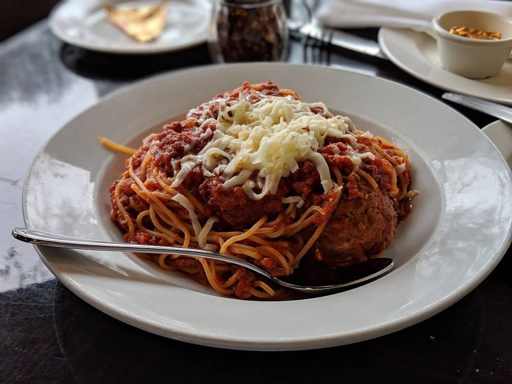 Bettos Bistro | restaurant | 17385 Monterey Rd, Morgan Hill, CA 95037, USA | 4087797422 OR +1 408-779-7422