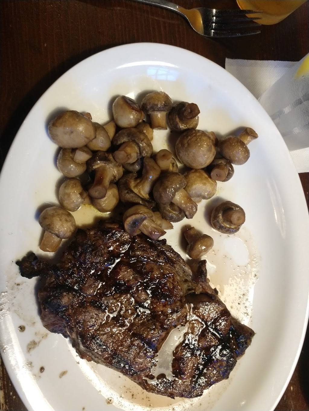 Texas Steakhouse & Saloon | restaurant | 134 Rowe Rd, Staunton, VA 24401, USA | 5408856073 OR +1 540-885-6073