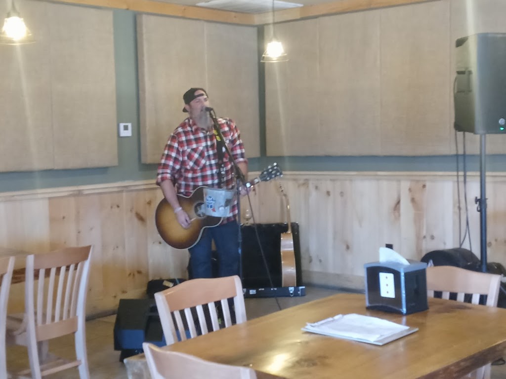 Woodland Farm Brewery | restaurant | 6002 Trenton Rd, Utica, NY 13502, USA | 3158643051 OR +1 315-864-3051