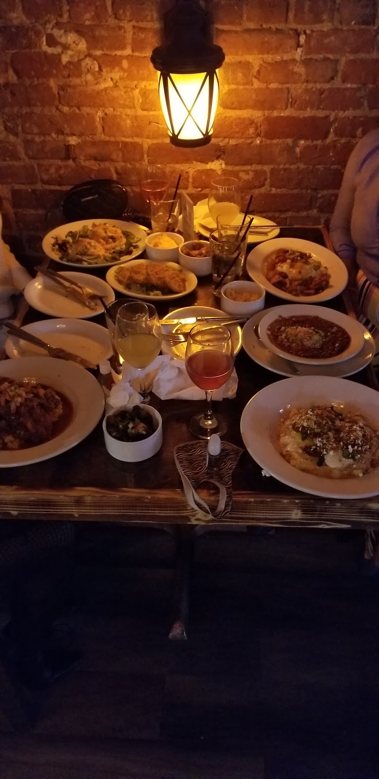 Ben Yays | restaurant | 51 S Main St, Memphis, TN 38103, USA | 9017794125 OR +1 901-779-4125