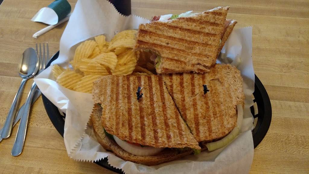 Tammys Bakery And Café | restaurant | 232 E Grand River Rd, Laingsburg, MI 48848, USA | 5176511989 OR +1 517-651-1989