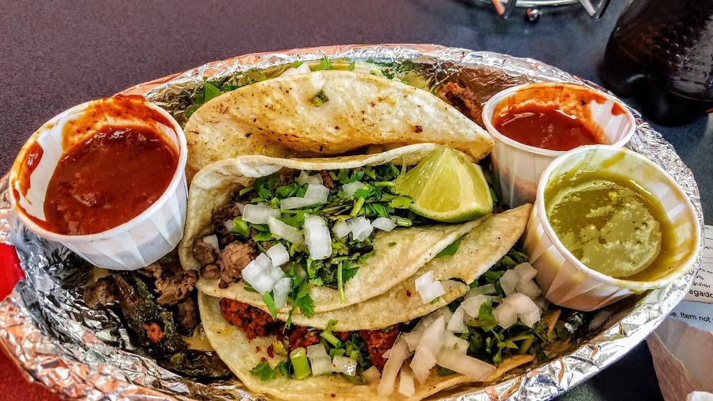 El Rincón Del DF | restaurant | 2900 Walnut Hill Ln #202, Dallas, TX 75229, USA | 2143500381 OR +1 214-350-0381