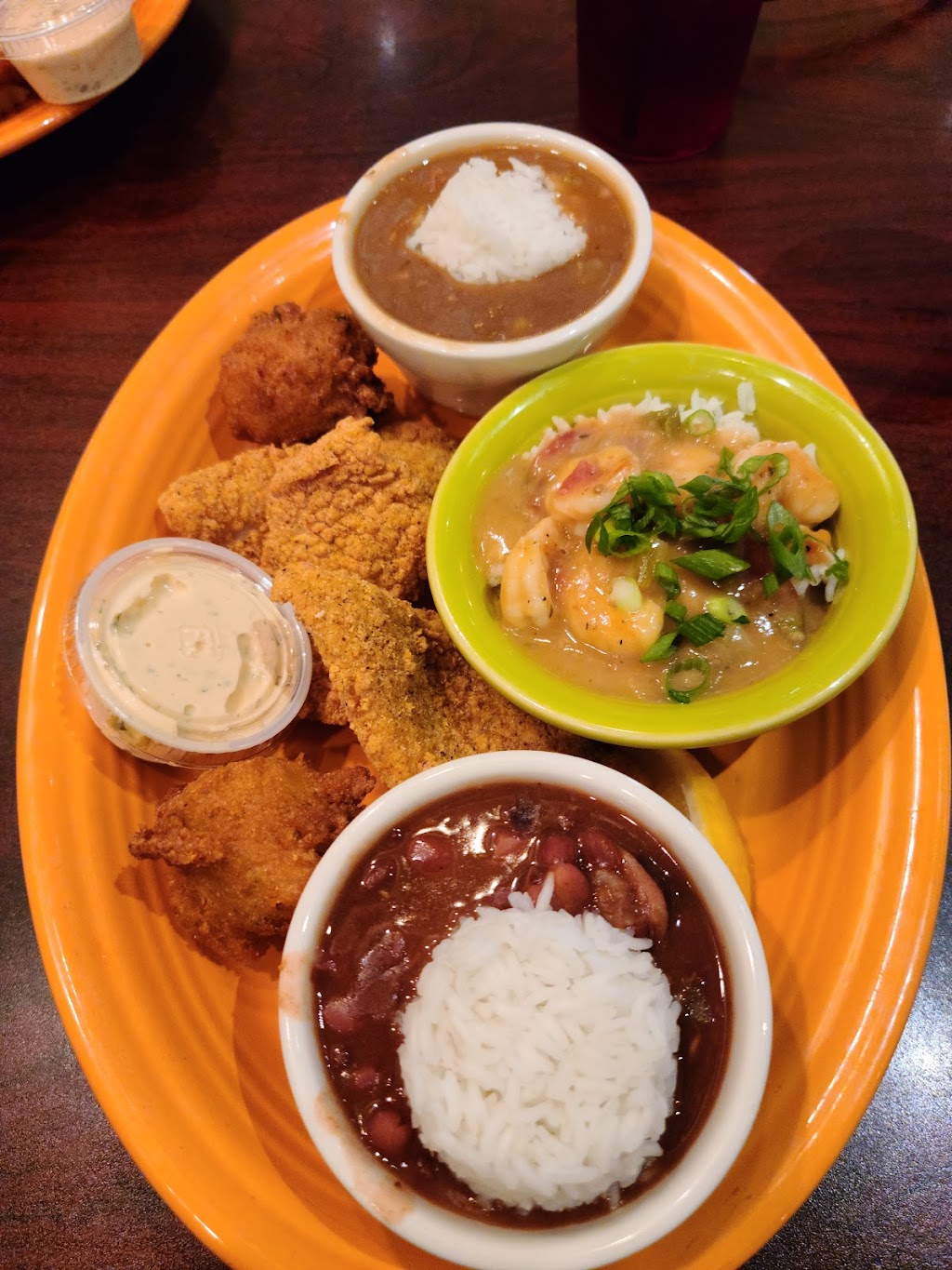 Dees Hang Out | restaurant | 529 N Richard Jackson Blvd, Panama City Beach, FL 32407, USA | 8502494264 OR +1 850-249-4264