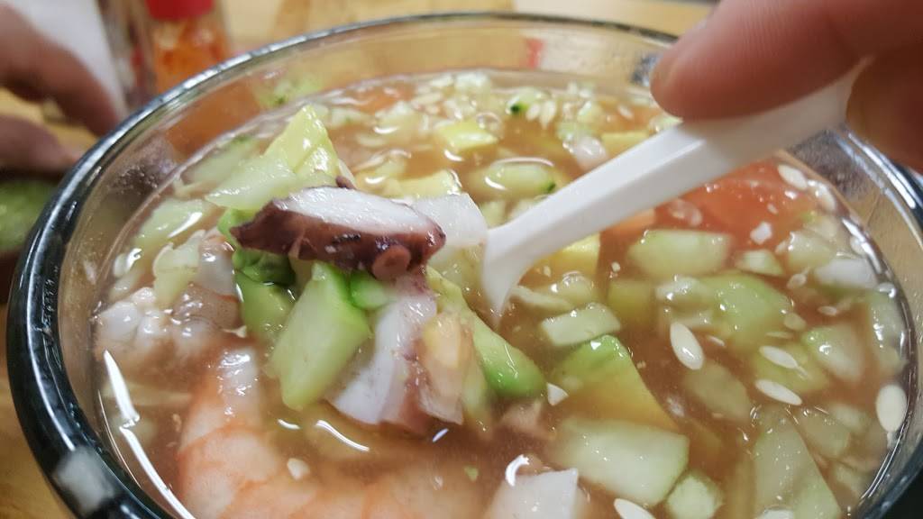 Mariscos Guayabitos Restaurant | restaurant | 12615 San Fernando Rd, Sylmar, CA 91342, USA | 8184273985 OR +1 818-427-3985