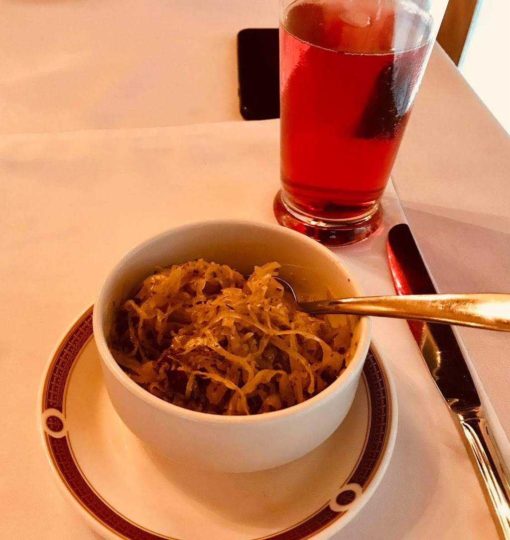 Duna Bistro | restaurant | 2130 Robertson Rd, Nepean, ON K2H 5Z1, Canada | 6138088346 OR +1 613-808-8346