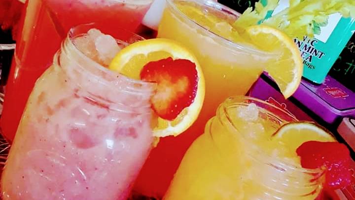 Galas Bar juices & Smoothies | restaurant | 8409 Dyer St ste b, El Paso, TX 79904, USA | 9153030652 OR +1 915-303-0652