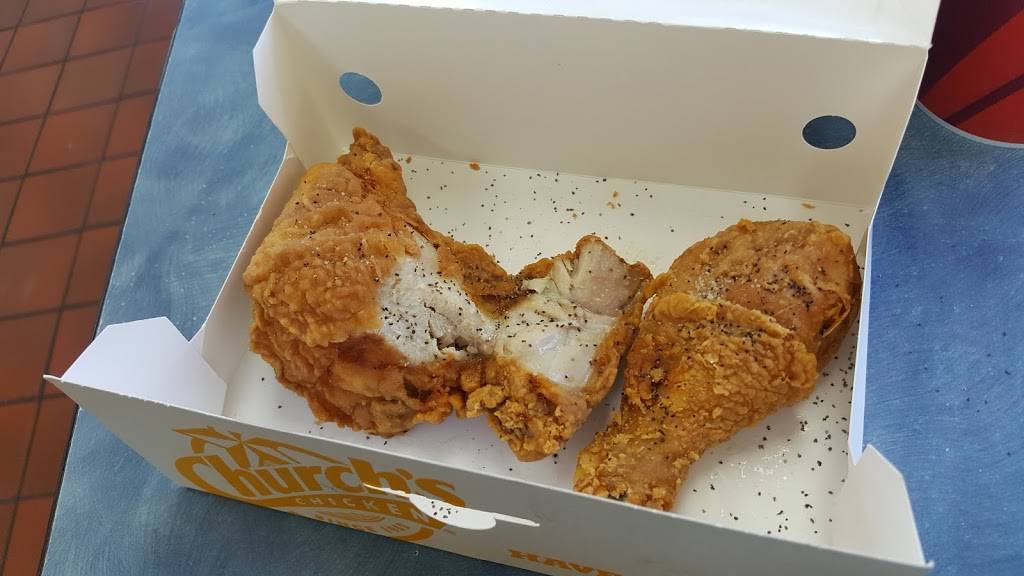 Churchs Chicken | restaurant | 5662 E Lancaster Ave, Fort Worth, TX 76112, USA | 8174516461 OR +1 817-451-6461
