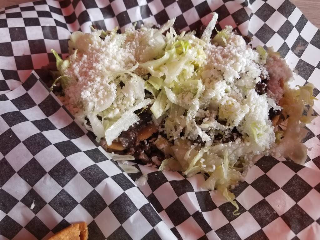 Taqueria los carnales | restaurant | 1425 W Beverly Blvd, Montebello, CA 90640, USA | 3236219697 OR +1 323-621-9697