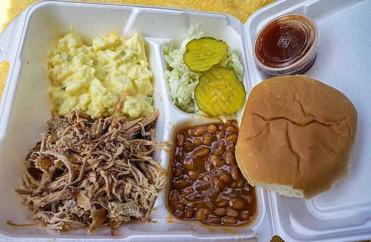 Meridianville Bar-B-Q | restaurant | 11537 US-231, Meridianville, AL 35759, USA | 2568283725 OR +1 256-828-3725