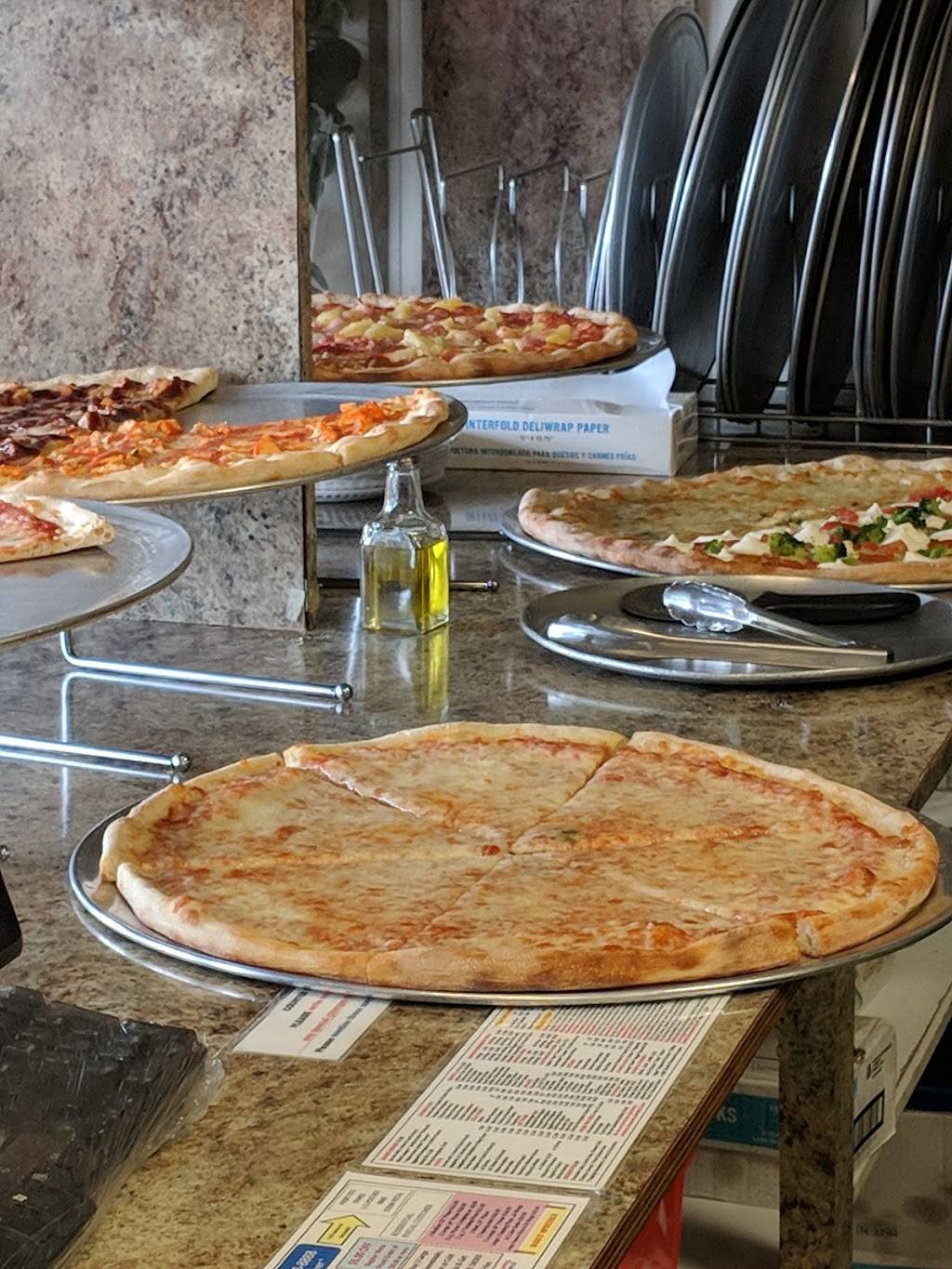 Pizza Di Napoli | restaurant | 5350 Summit Bridge Rd, Middletown, DE 19709, USA | 3023768888 OR +1 302-376-8888