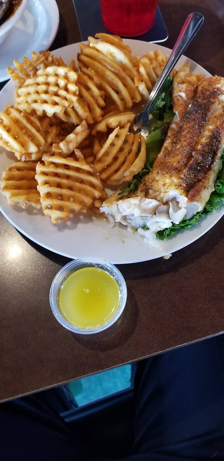 Burkels One Block Over | restaurant | 1007 Tony Canadeo Run, Green Bay, WI 54304, USA | 9205448367 OR +1 920-544-8367