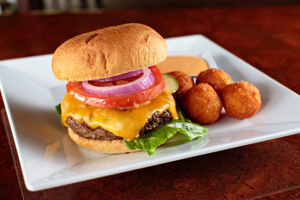 Bar Red Beard | restaurant | 3301 NE 33rd St, Fort Lauderdale, FL 33308, USA | 7542234665 OR +1 754-223-4665