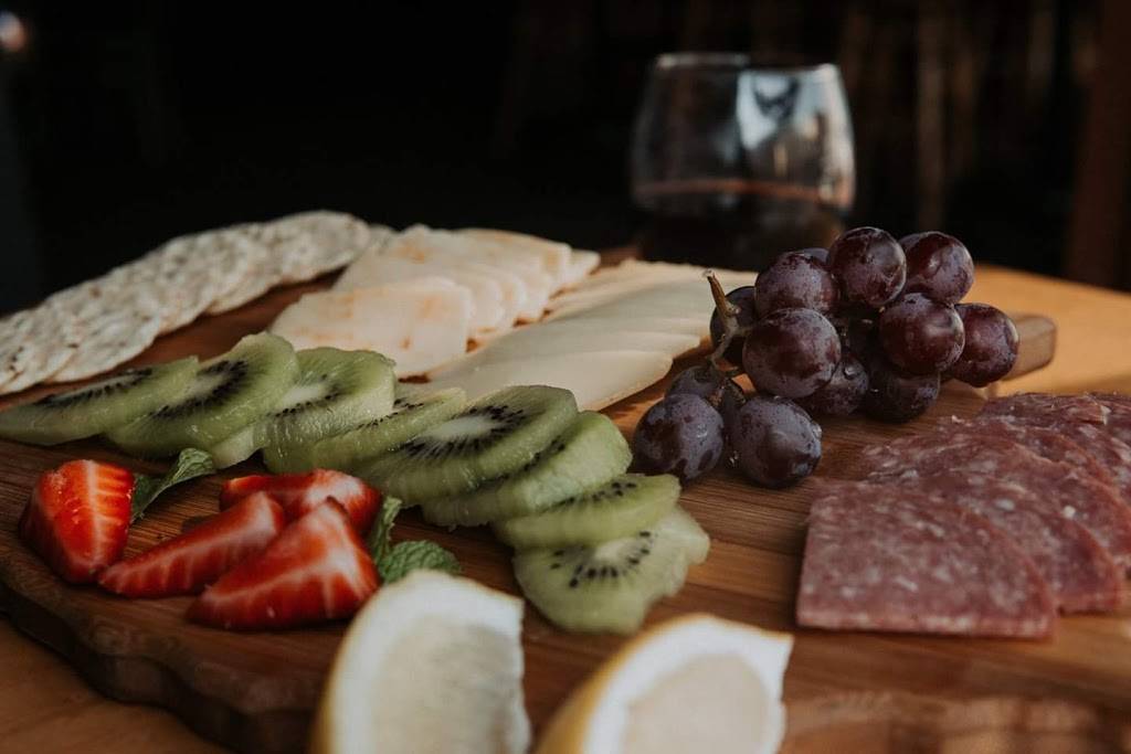 Rivers Coffeehouse & Bistro | restaurant | 212 Main Ave, Morton, WA 98356, USA | 3604963368 OR +1 360-496-3368