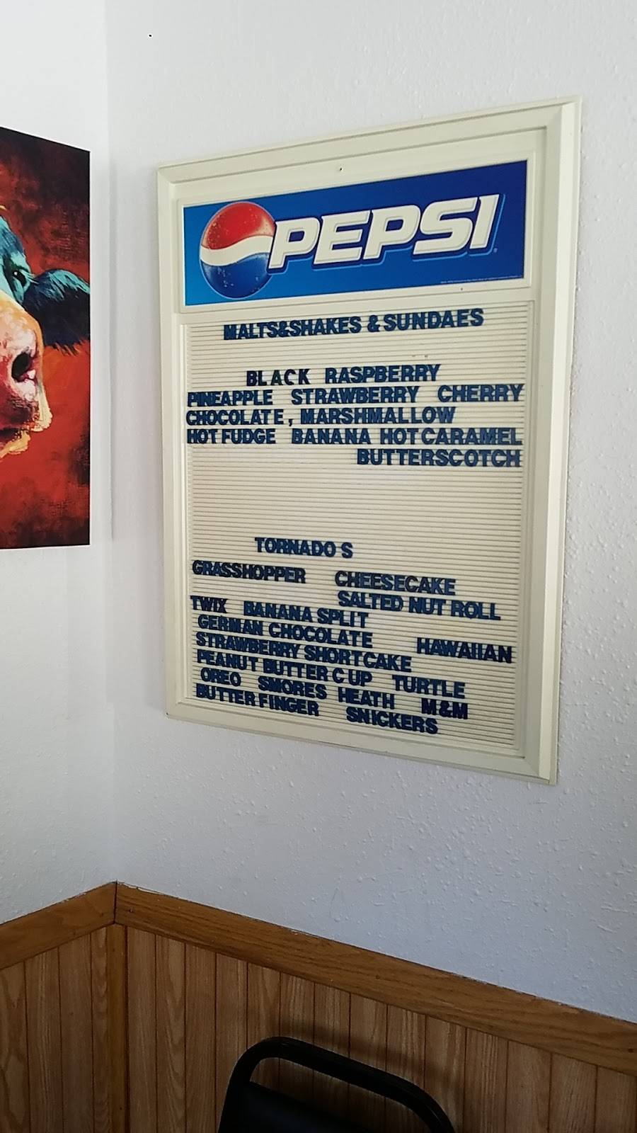 Albia Dairy Bar | restaurant | 803 S Clinton St, Albia, IA 52531, USA | 6419325358 OR +1 641-932-5358