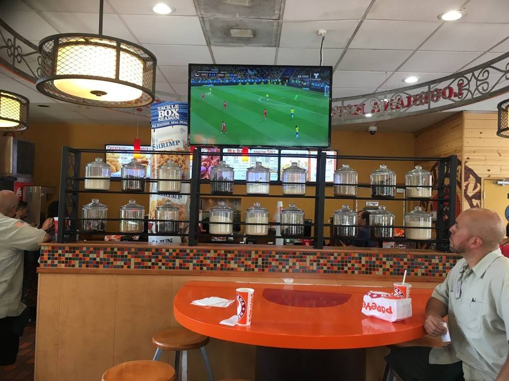 Popeyes Louisiana Kitchen | restaurant | 2000 Marengo St, Los Angeles, CA 90033, USA | 3232238529 OR +1 323-223-8529