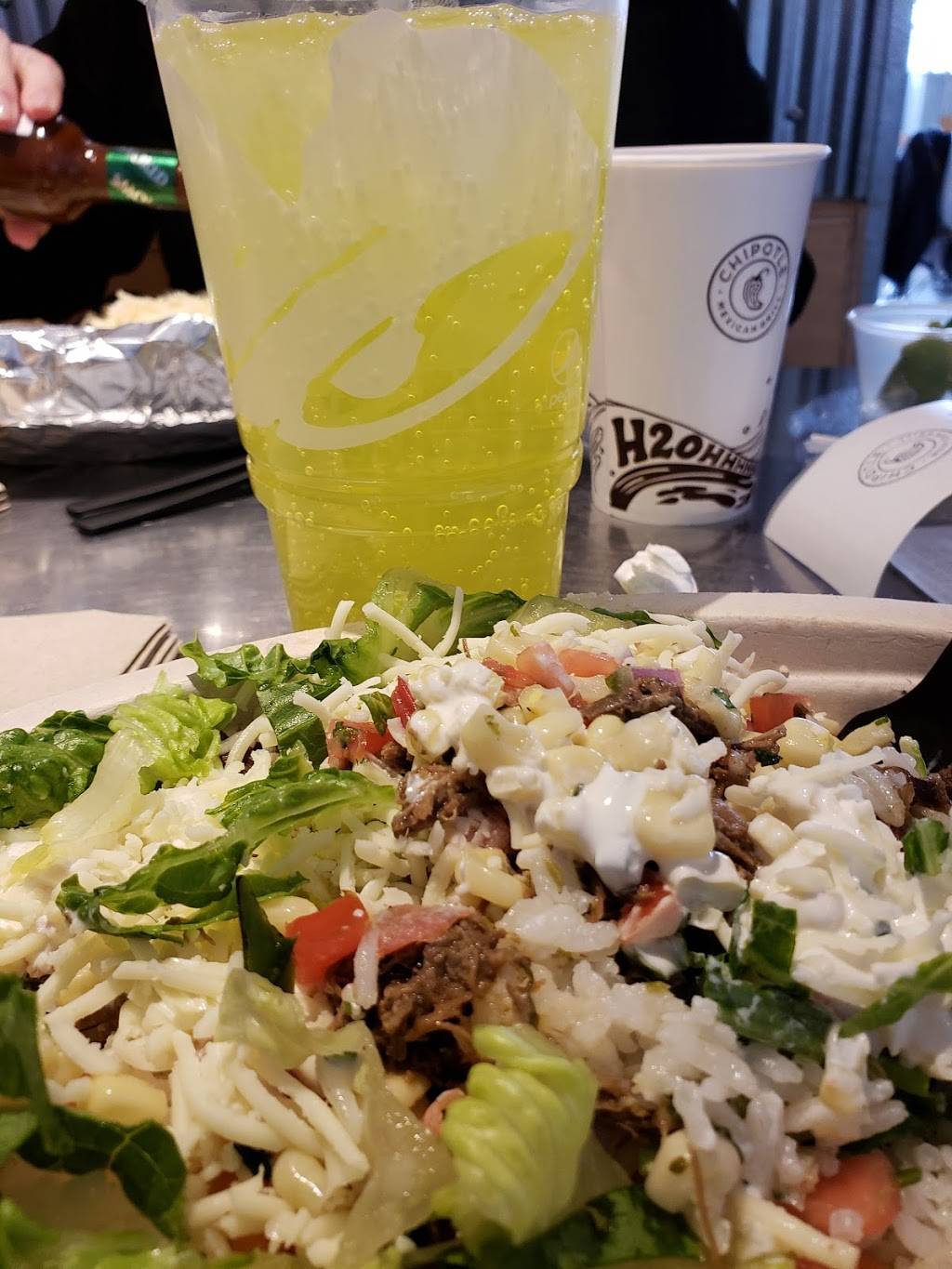 Chipotle Mexican Grill | restaurant | 1140 Polaris Pkwy, Columbus, OH 43240, USA | 6147811320 OR +1 614-781-1320