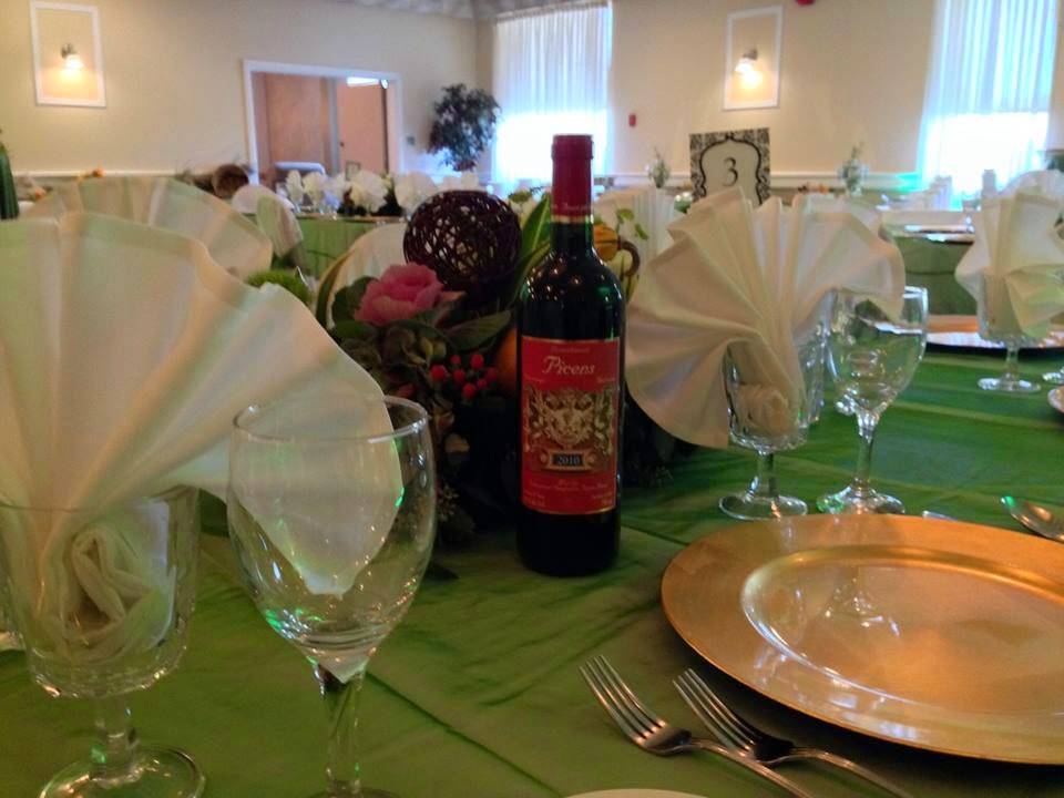 Buffet II Gabbiano | restaurant | 1550 Rue Lapierre, LaSalle, QC H8N 2R2, Canada | 5143643214 OR +1 514-364-3214