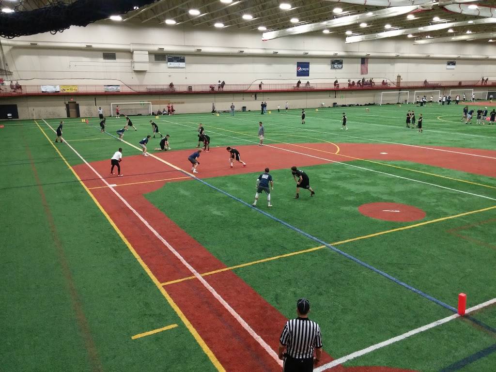 Canlan Sportsplex | restaurant | 28156 W Northpointe Pkwy, Barrington, IL 60010, USA | 8473823433 OR +1 847-382-3433