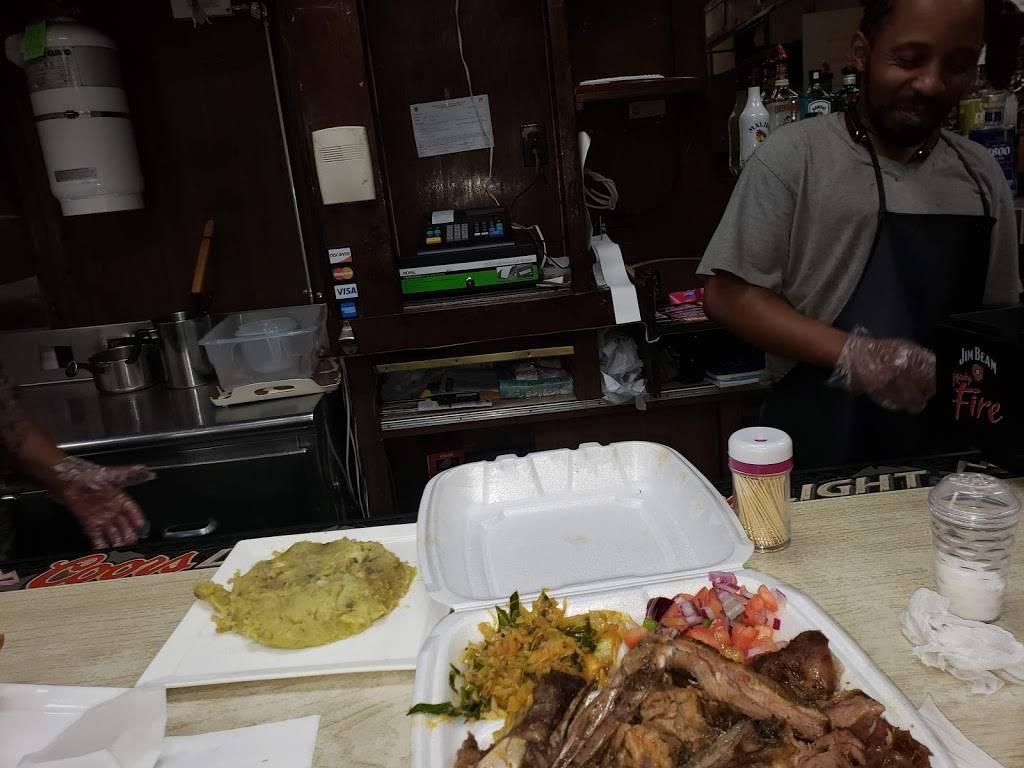 Simba Grill | restaurant | 6016 Harford Rd, Baltimore, MD 21214, USA | 4104444360 OR +1 410-444-4360