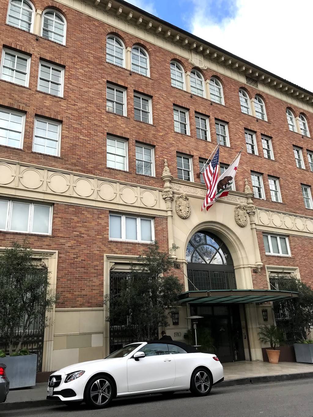 Terrazza | restaurant | 1910 Ocean Way, Santa Monica, CA 90405, USA | 3105815533 OR +1 310-581-5533