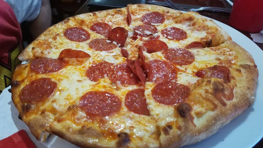 Umbertos Italian Grill | restaurant | 7616 Culebra Rd, San Antonio, TX 78251, USA | 2106844747 OR +1 210-684-4747