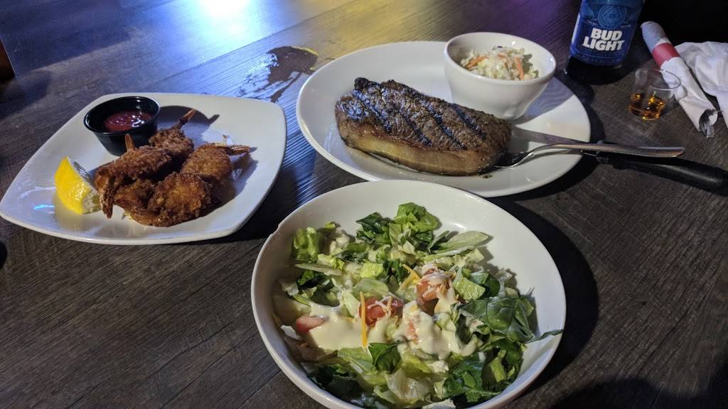 Spikes Sports Grille | restaurant | 4568 Peavine Rd, Crossville, TN 38571, USA | 9312022989 OR +1 931-202-2989