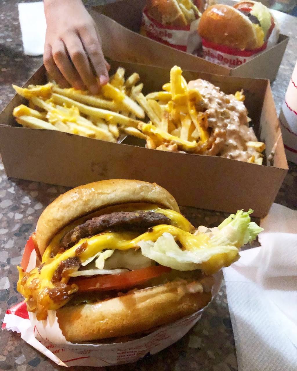 In-N-Out Burger | restaurant | 2740 N Central Expy, Plano, TX 75074, USA | 8007861000 OR +1 800-786-1000
