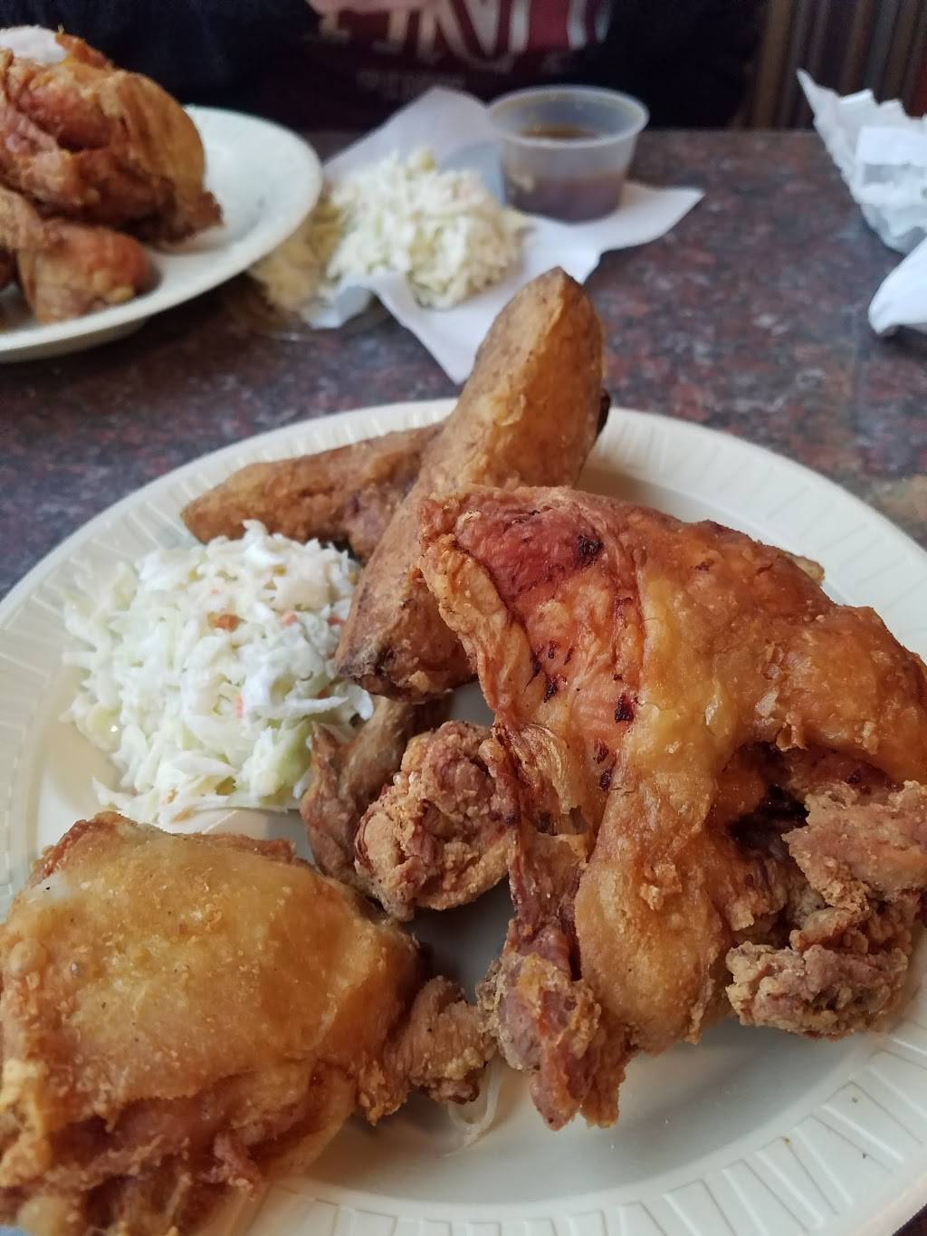 Frischs | restaurant | 5301 Grove Rd, Pittsburgh, PA 15236, USA | 4128816555 OR +1 412-881-6555