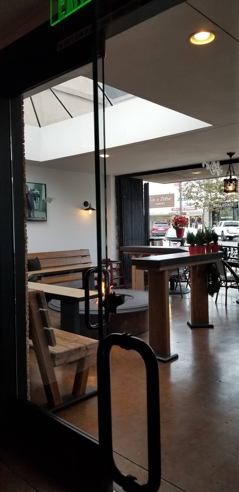 1892 Bistro | restaurant | 1729 S Catalina Ave, Redondo Beach, CA 90277, USA | 4243904335 OR +1 424-390-4335