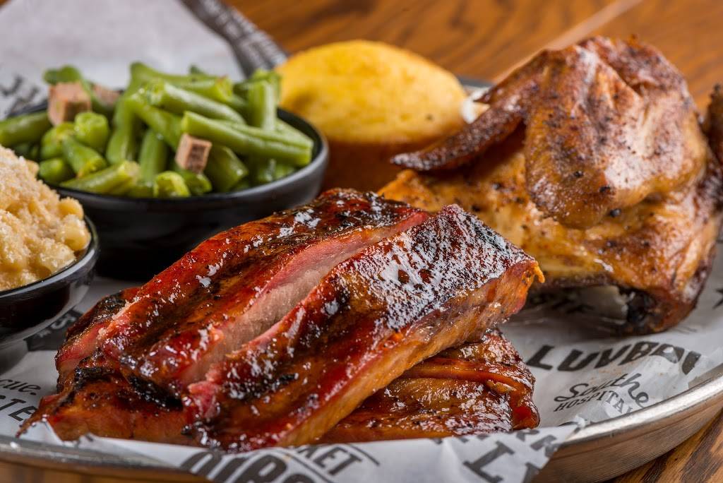 Old Carolina Barbecue Company | restaurant | 620 Ridgewood Crossing Rd, Fairlawn, OH 44333, USA | 3306654222 OR +1 330-665-4222
