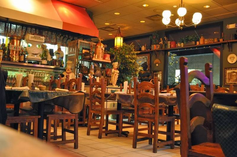 Molinaris | restaurant | 330 Mayfield Dr # 815, Franklin, TN 37067, USA | 6157717780 OR +1 615-771-7780